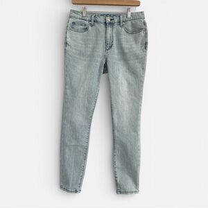 YOGA Jeans Light Wash Skinny Jeans Size 30 | Style 2231-R27